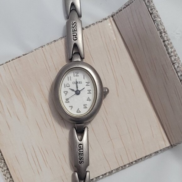 Guess Accessories - Vintage Silver Guess Ladies Watch 1996